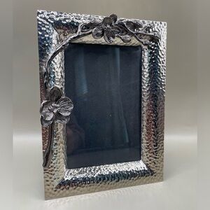 MICHAEL ARAM Stainless Steel Hammered SilverTone Black Orchid 6x4” Picture Frame